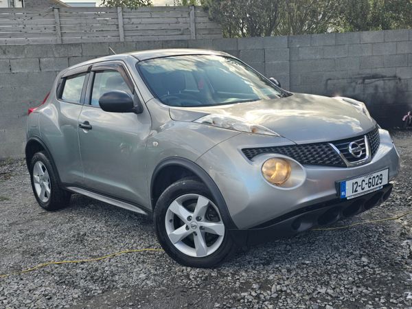 Nissan Juke SUV, Petrol, 2012, Silver