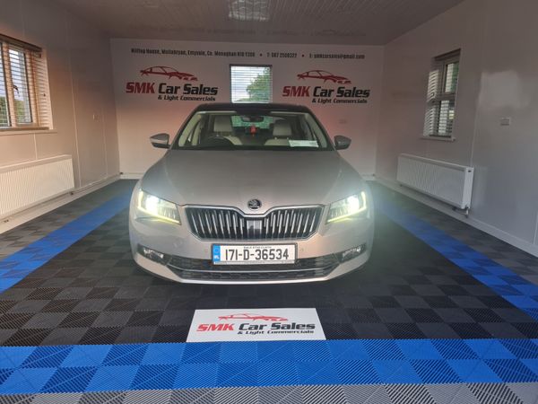 Skoda Superb Saloon, Diesel, 2017, Yellow