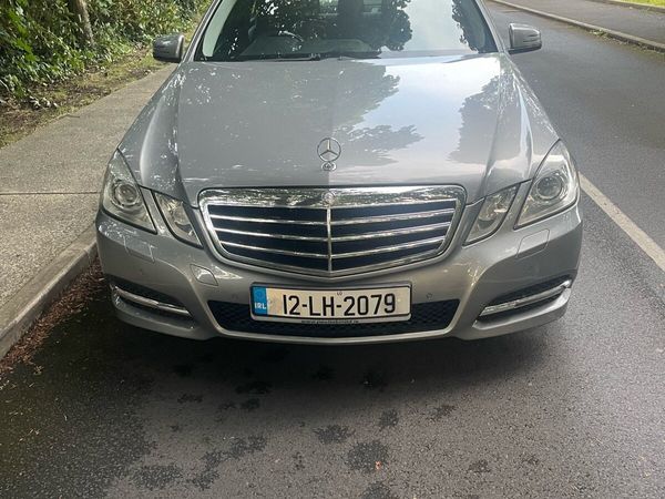 Mercedes-Benz E-Class Saloon, Diesel, 2012, Silver