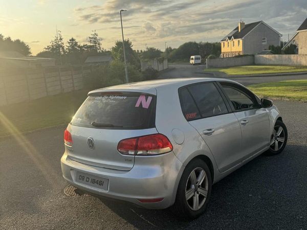 Volkswagen Golf Hatchback, Diesel, 2009, Silver
