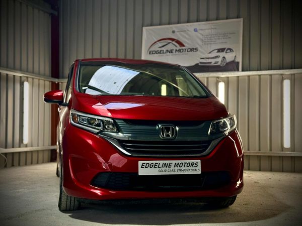Honda Freed MPV, Petrol Hybrid, 2018, Red