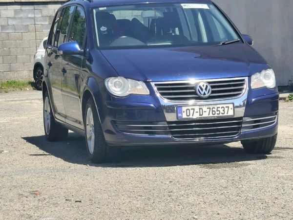 Volkswagen Touran MPV, Diesel, 2007, Blue