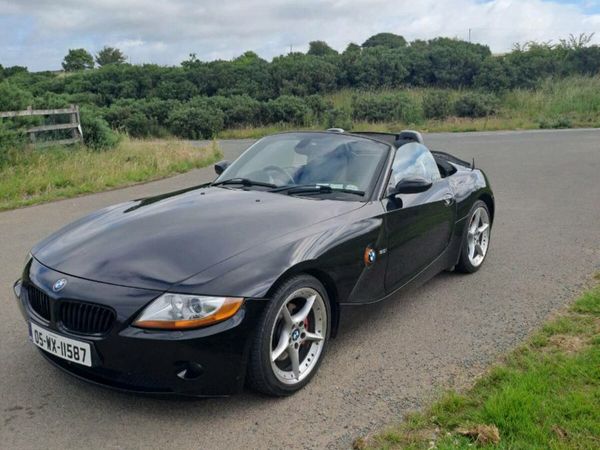 BMW Z4 Convertible, Petrol, 2005, Black