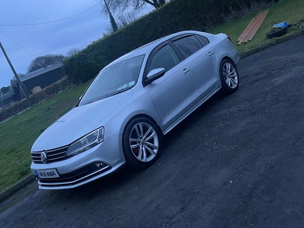 Volkswagen Jetta Saloon, Diesel, 2015, Silver