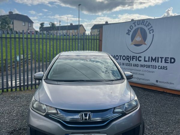 Honda Fit Hatchback, Petrol Hybrid, 2014, Blue