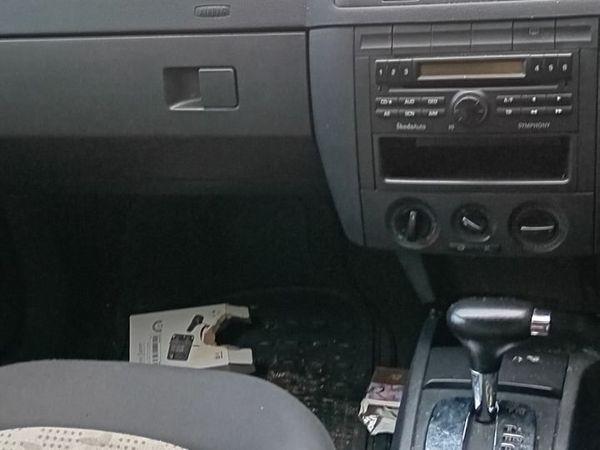 Skoda Fabia Hatchback, Petrol, 2003, Silver
