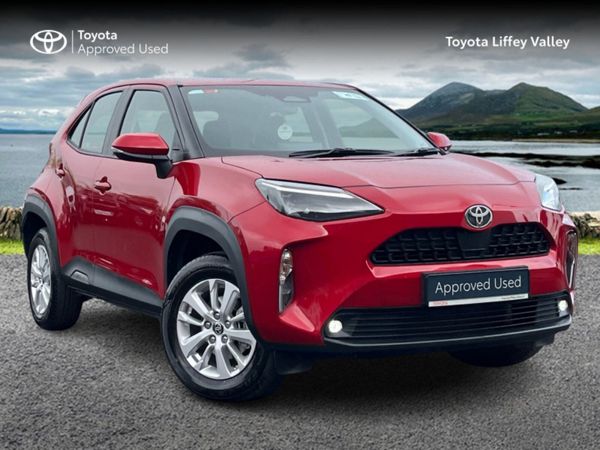Toyota Yaris Cross Hatchback, Petrol Hybrid, 2024, Red