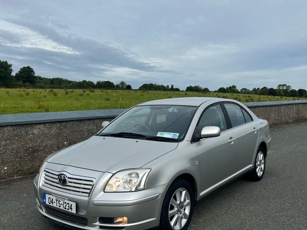 Toyota Avensis Saloon, Petrol, 2004, Silver
