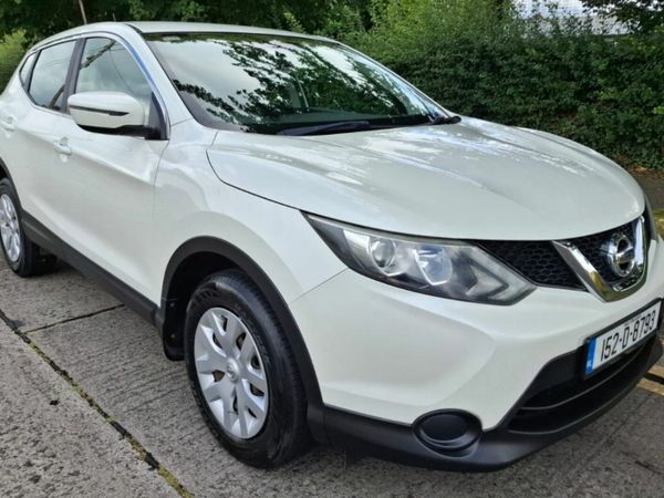 Nissan Qashqai Hatchback, Diesel, 2015, White