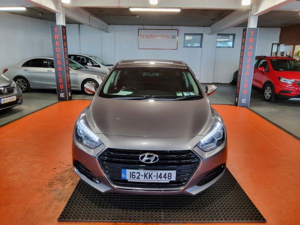 Hyundai i40 Saloon, Diesel, 2016, Silver