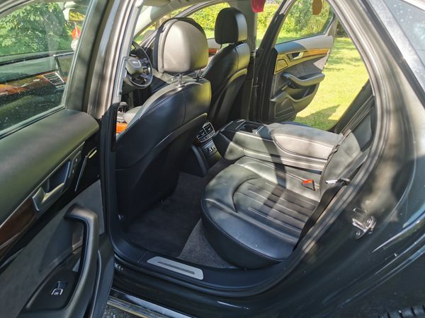 Audi A8 Saloon, Diesel, 2011, Grey