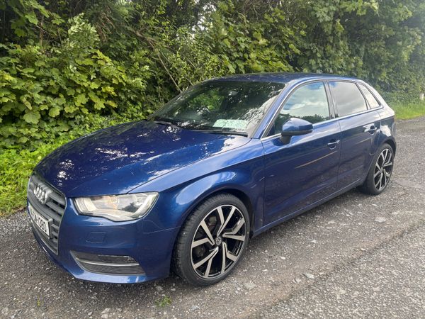 Audi A3 Hatchback, Diesel, 2014, Blue