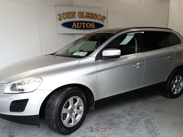 Volvo XC60 Estate, Diesel, 2012, Silver