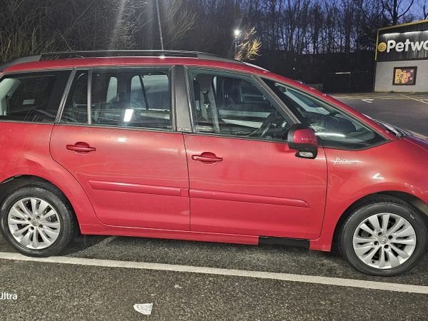 Citroen C4 Hatchback, Diesel, 2009, Red