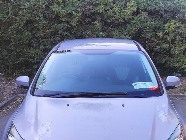 Ford Focus Hatchback, Petrol, 2012, Silver