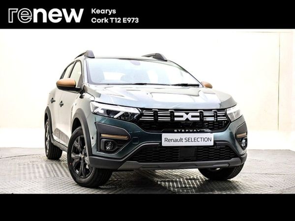 Dacia Sandero Stepway Crossover, Petrol, 2023, Green