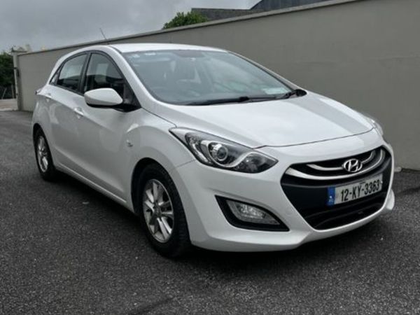 Hyundai i30 Hatchback, Diesel, 2012, White