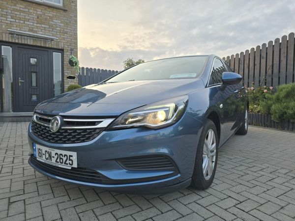 Vauxhall Astra Hatchback, Diesel, 2016, Blue