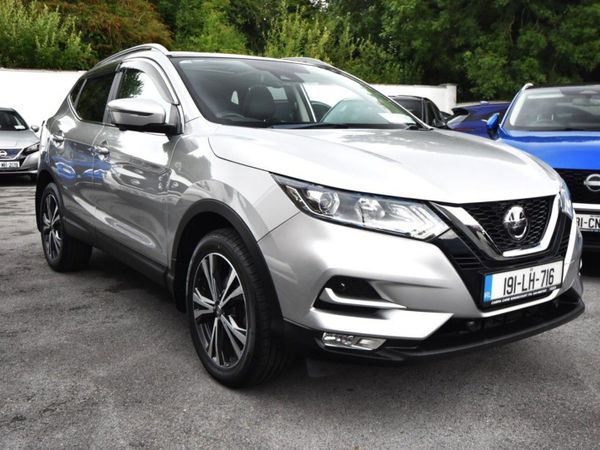 Nissan Qashqai MPV, Diesel, 2019, Silver