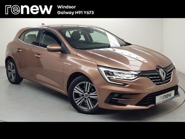 Renault Megane Hatchback, Diesel, 2021, Brown