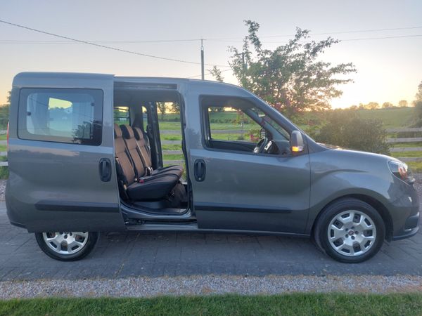 Fiat Doblo MPV, Diesel, 2019, Grey