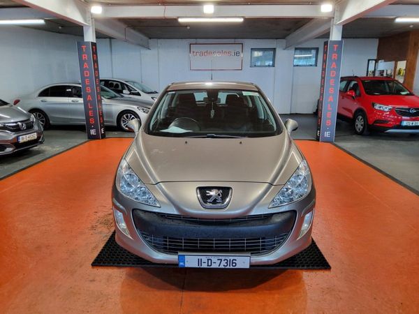 Peugeot 308 Hatchback, Diesel, 2011, Grey
