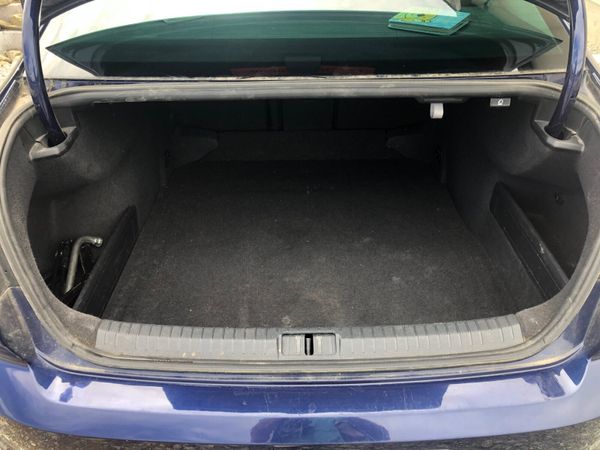 Volkswagen Passat Saloon, Diesel, 2018, Blue