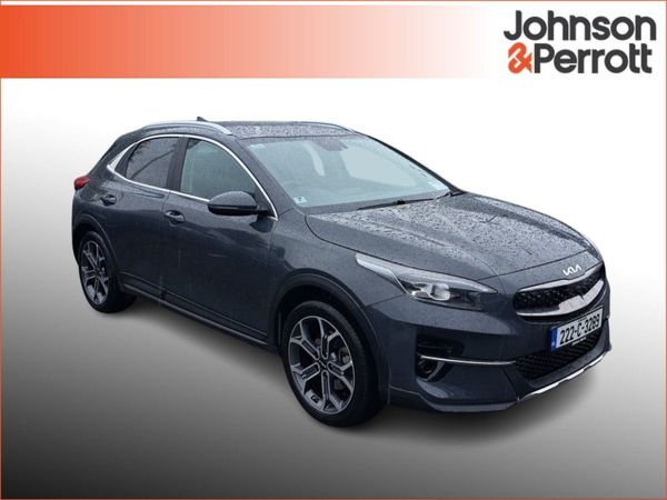 Toyota Corolla Saloon, Petrol Hybrid, 2022, Grey