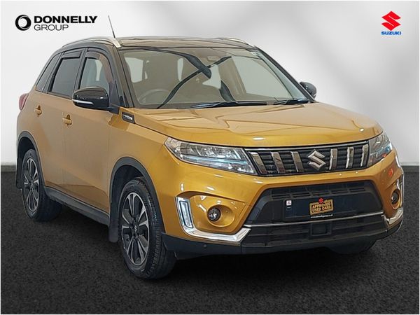 Suzuki Vitara Estate, Petrol, 2022, Yellow