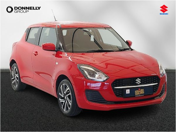 Suzuki Swift Hatchback, Petrol, 2021, Red