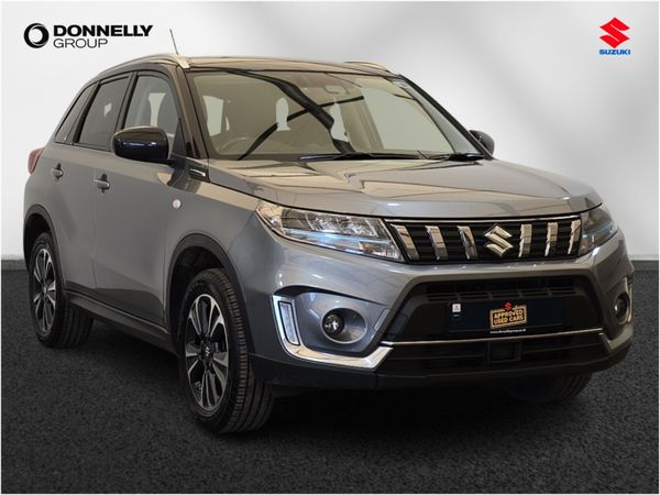 Suzuki Vitara Estate, Petrol, 2022, Grey