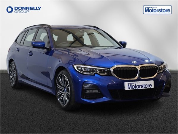 BMW 3-Series Estate, Petrol Hybrid, 2021, Blue