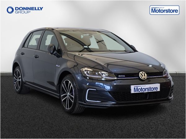 Volkswagen Golf Hatchback, Petrol Hybrid, 2018, Blue