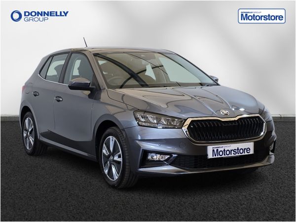 Skoda Fabia Hatchback, Petrol, 2022, Grey