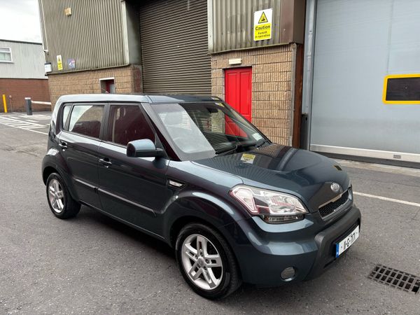 Kia Soul Hatchback, Diesel, 2011, Blue