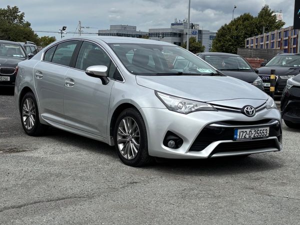 Toyota Avensis Saloon, Diesel, 2017, Silver