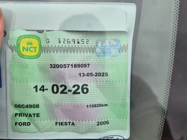 Ford Fiesta Hatchback, Petrol, 2006, Silver