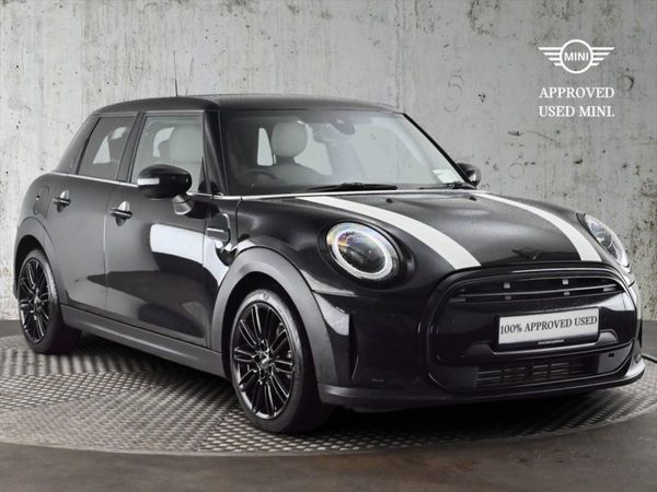 Mini Cooper Hatchback, Petrol, 2023, Black