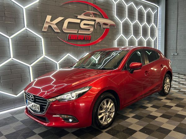 Mazda Mazda3 Hatchback, Diesel, 2018, Red