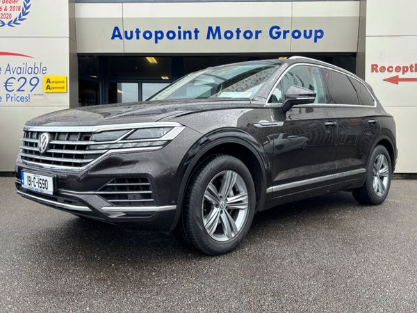 Volkswagen Touareg SUV, Diesel, 2019, Brown