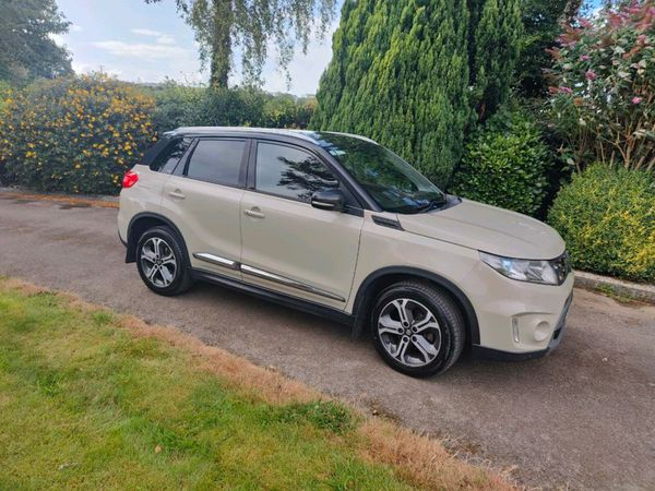 Suzuki Vitara SUV, Diesel, 2017, White