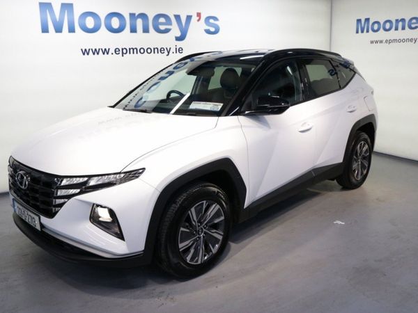 Hyundai Tucson SUV, Petrol Hybrid, 2022, White