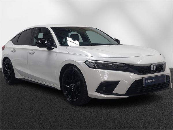 Honda Civic Hatchback, Petrol Hybrid, 2024, White