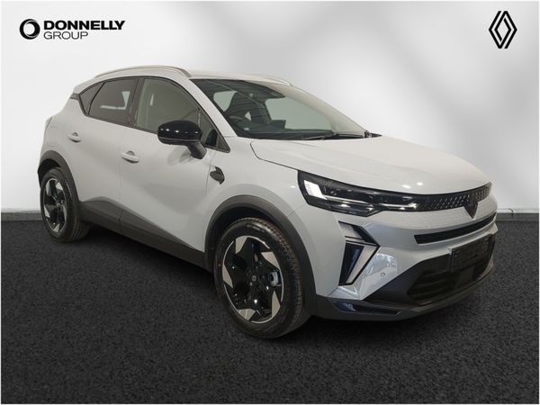 Renault Captur Hatchback, Petrol, 2025, 