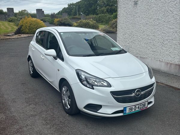Opel Corsa Hatchback, Petrol, 2019, White