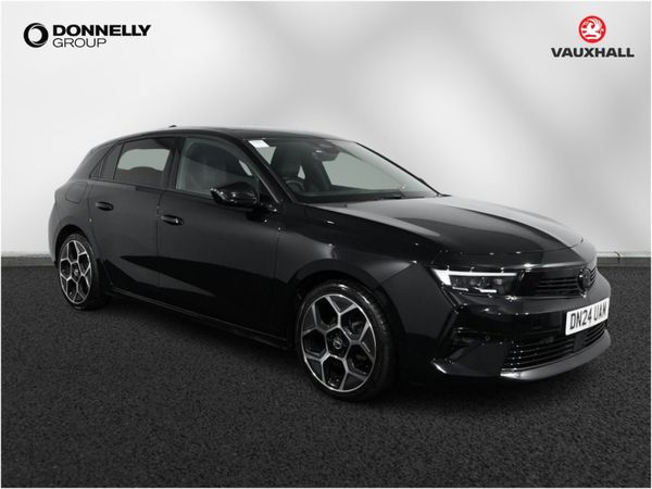Vauxhall Astra Hatchback, Petrol, 2024, Black