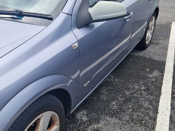 Opel Astra Hatchback, Diesel, 2007, Silver