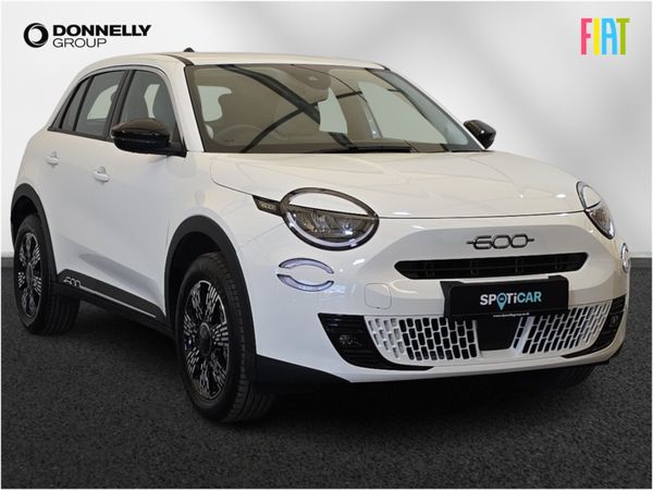 Fiat 600 Hatchback, Petrol, 2024, White