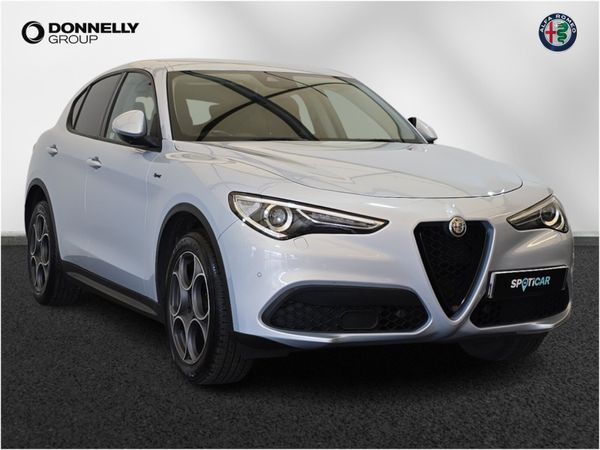 Alfa Romeo Stelvio Estate, Petrol, 2021, White