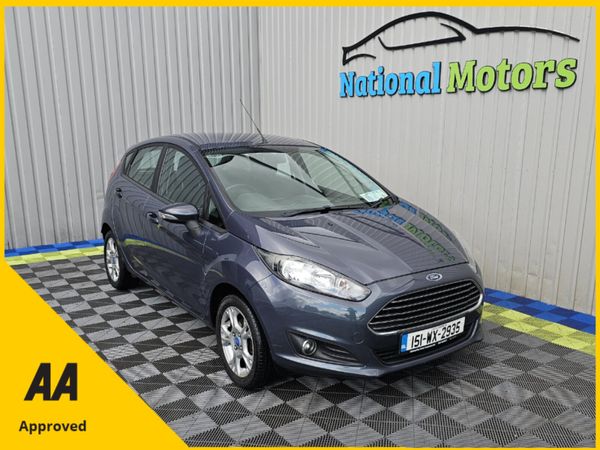 Ford Fiesta Hatchback, Petrol, 2015, Grey